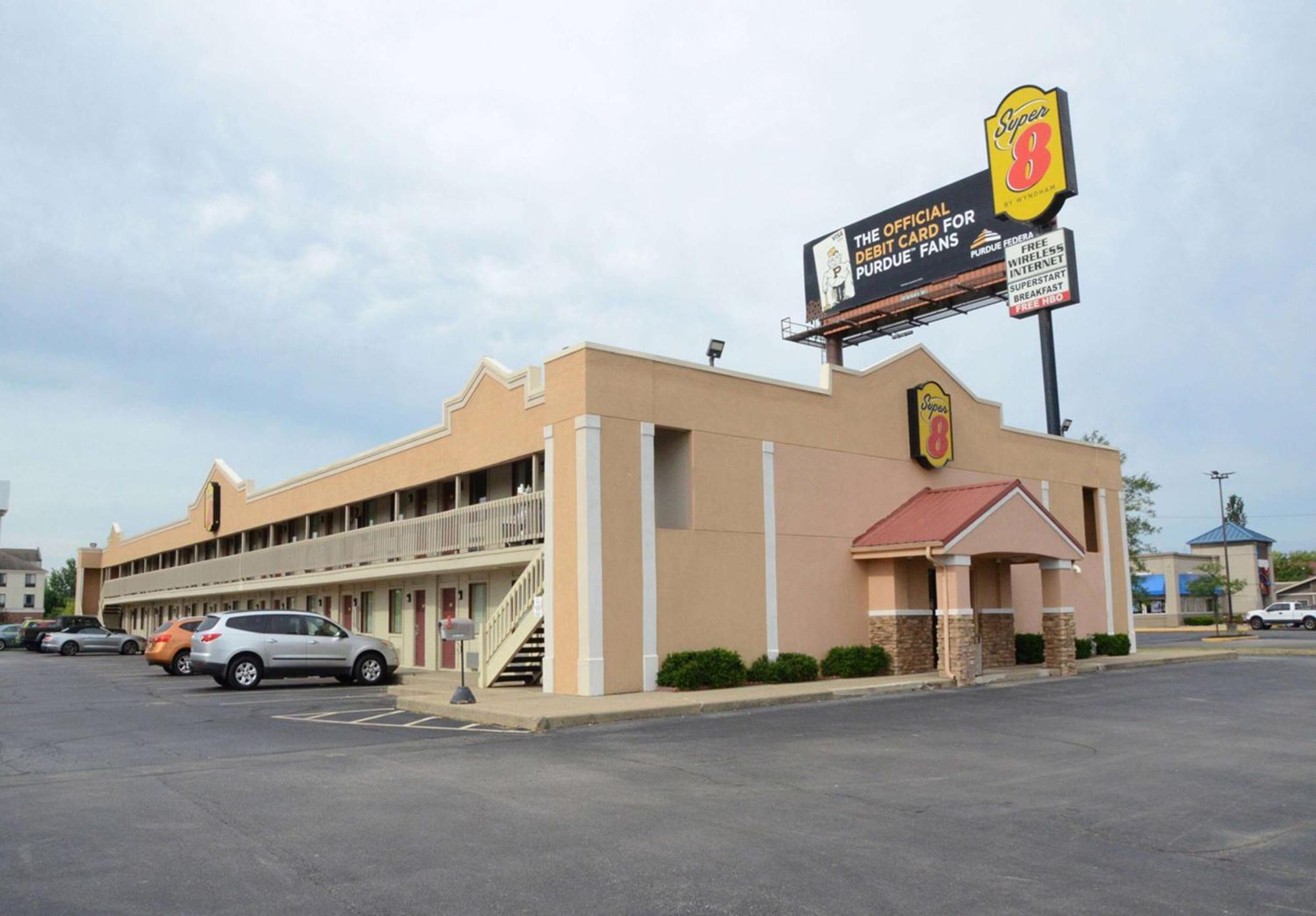 Super 8 By Wyndham Lafayette Motel Exterior photo